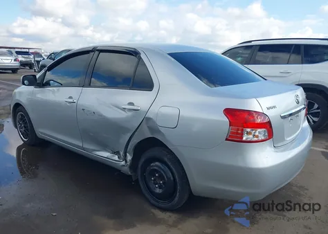 2010 Toyota Yaris z USA, uszkodzony, nr VIN JTDBT4K36A1378835